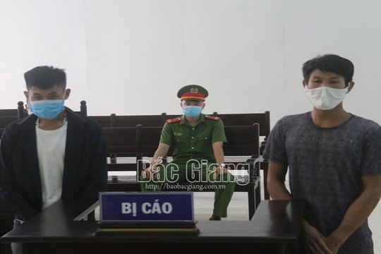 Chống đối Tổ Covid cộng đồng, 2 đối tượng bị tuyên phạt 25 tháng tù