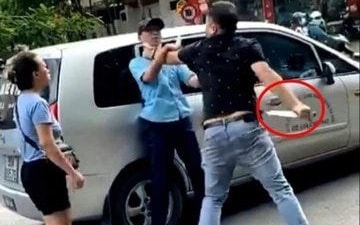 Danh tính người đàn ông bóp cổ phụ xe buýt ở Hà Nội