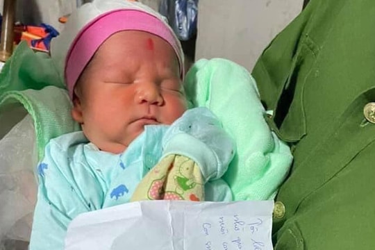 Hà Nội: Đi soi ếch, phát hiện bé trai sơ sinh bị bỏ rơi giữa cánh đồng