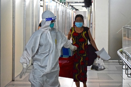 Bên trong bệnh viện dã chiến "sang chảnh" nhất TP.HCM