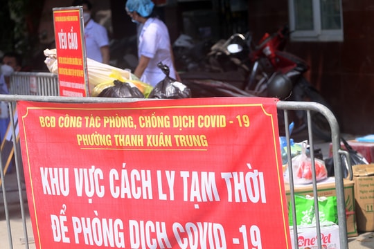 Hà Nội: Liên tiếp phát hiện người mắc COVID-19, các chốt kiểm soát ngõ 328, 330 Nguyễn Trãi thắt chặt