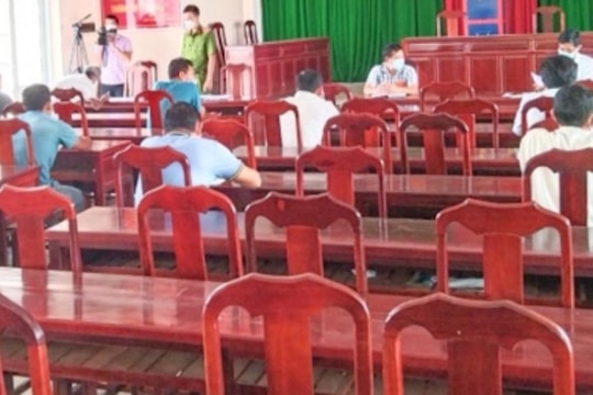 10 người bị phạt 150 triệu đồng vì tụ tập ăn nhậu