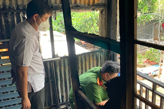 Ba người thoát chết khi nhà bị phóng hỏa