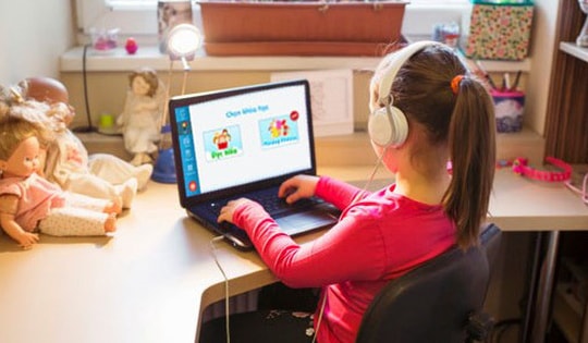 Bé trai bị điện giật tử vong, hai Bộ đề xuất giải pháp an toàn khi học trực tuyến