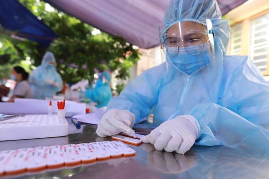 Ổ dịch Thanh Xuân Trung thêm 18 ca dương tính SARS-CoV-2, Hà Nội công bố 22 ca 