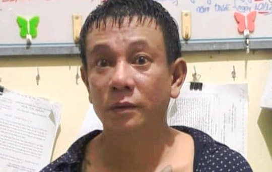 Người có biểu hiện phê ma túy đâm lực lượng chốt kiểm dịch