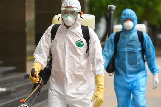 Toàn cảnh COVID-19 sáng 8/10: Kịch bản chống dịch của Việt Nam có đột phá sau 9/10? 