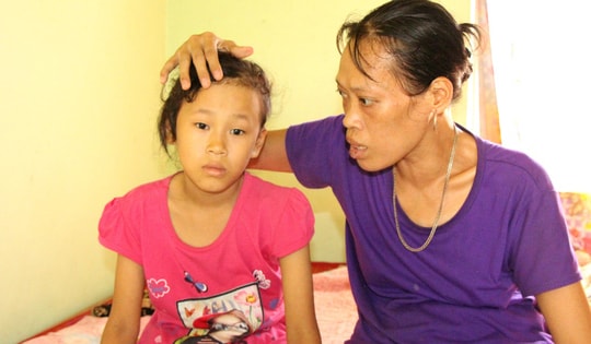 Ba số phận hẩm hiu và nỗi đau bệnh tật của hai mẹ con cùng bị thiểu năng trí tuệ