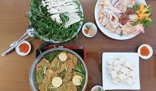 "Lẩu ship" đắt khách ngày cuối tuần se lạnh, mẹ bỉm sữa tranh thủ kiếm bộn tiền