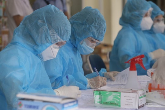 Hà Nội thêm 18 người mắc COVID-19, trong đó có 12 ca ở ổ dịch Quốc Oai