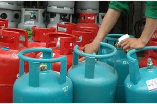 Chín lần tăng liên tục, giá gas vượt kỷ lục 500 nghìn đồng/bình