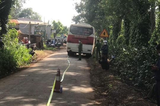 Vụ học sinh tử vong vì rơi khỏi xe đưa đón: Trách nhiệm thuộc về ai?