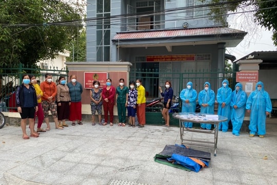 Bắt sòng bạc 16 người, test nhanh 6 người dương tính SARS-CoV-2