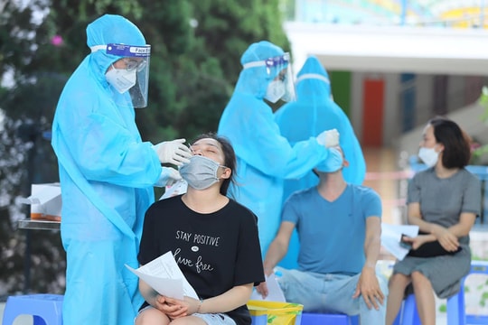 Ngày 24/12: Thêm 16.157 ca mắc COVID-19 mới, 30.833 bệnh nhân khỏi bệnh