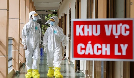 Ca nhiễm biến thể Omicron đầu tiên ở Việt Nam ra viện