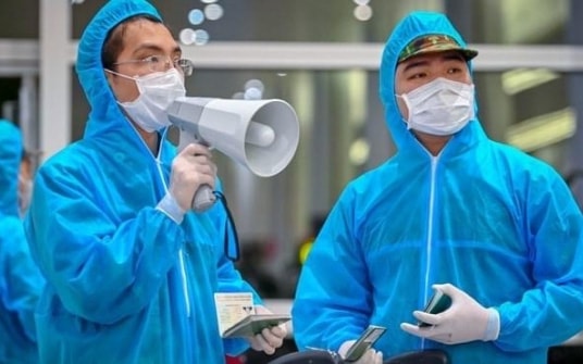 Sáng 2/1: Liên tiếp ghi nhận ca nghi mắc Omicron, TP. HCM ra quy định khẩn cách ly người nhập cảnh