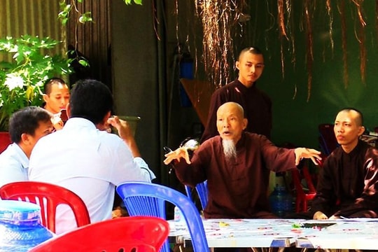 Khởi tố ông Lê Tùng Vân và 3 người khác ở Tịnh thất Bồng Lai