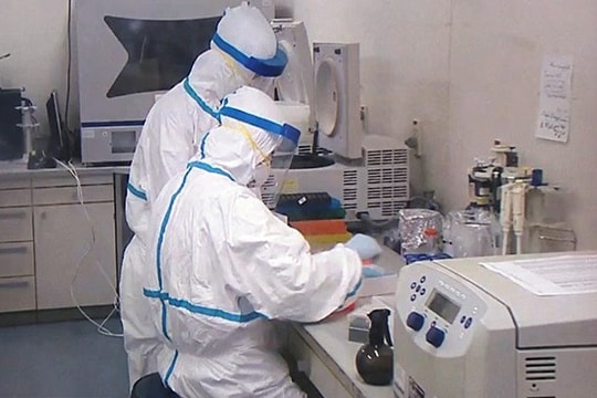 Toàn cảnh COVID-19 chiều 7/1: TP. Hồ Chí Minh rút ngắn thời gian cách ly F0 tại nhà còn 10 ngày 