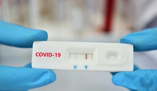 Bộ Y tế: Cơ sở kinh doanh phải niêm yết giá bán test xét nghiệm COVID-19; Xử lý nghiêm việc 'thổi' giá