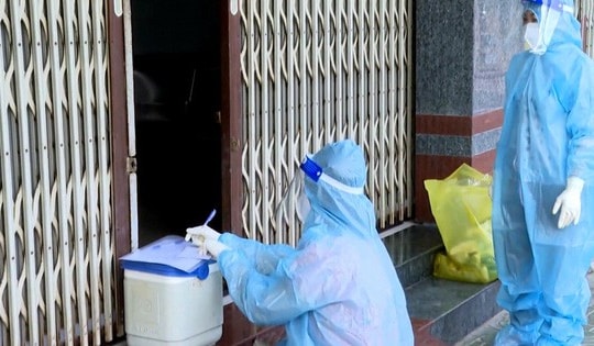 Sáng 4/3: Không xông cho trẻ em mắc COVID-19; Nghiêm cấm gây phiền hà khi người lao động là F0 làm thủ tục BHXH