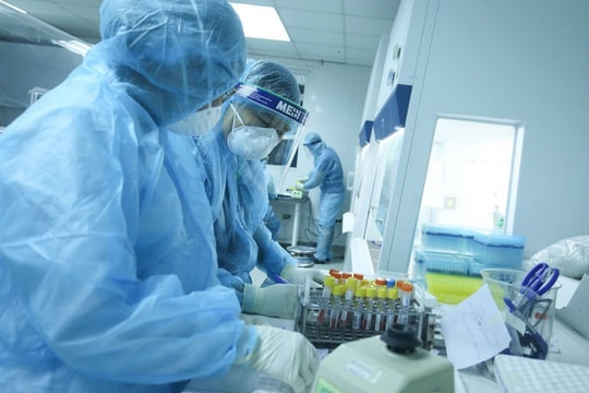 Ngày 18/3: Số ca mắc COVID-19 mới giảm 10.157 ca so với hôm qua, 175.971 ca được công bố khỏi bệnh