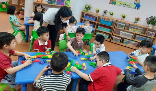 Gần 70% trẻ mầm non ở Hà Nội đi học trong ngày đầu trở lại trường