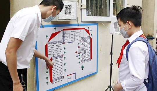 Hà Nội phát hiện 1.677 người mắc COVID-19 mới, hơn 93% người từ 18 tuổi được tiêm mũi vaccine nhắc lại