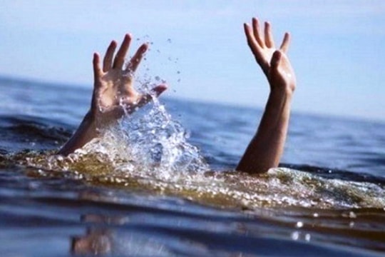 Nhiều vụ đuối nước thương tâm: Làm thế nào để trẻ vui chơi an toàn dịp hè?