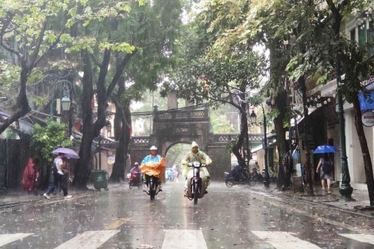 Thời tiết cụ thể trên cả nước dịp nghỉ lễ 30/4 - 1/5: Gió mùa Đông Bắc tràn xuống gây mưa dông