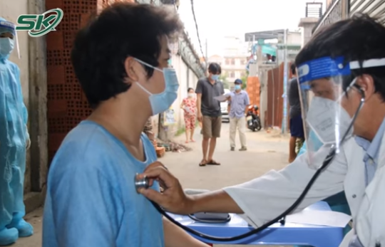 Việt Nam: 80% xã phường thuộc vùng xanh, COVID-19 có thể kết thúc sớm?