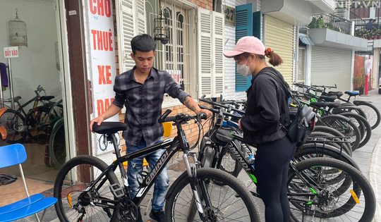 Sôi động thị trường xe đạp, dịch vụ thuê xe, chủ cửa hàng kiếm tiền triệu mỗi ngày
