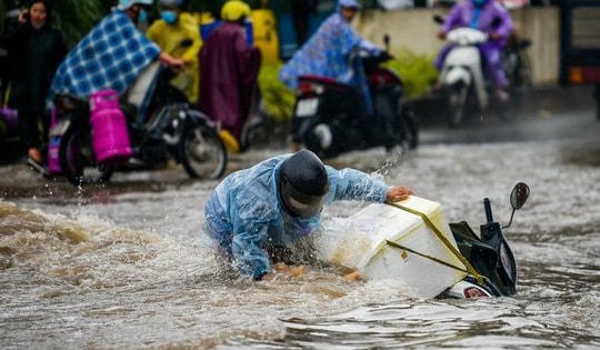 Mưa lớn vừa qua là đợt mưa kỷ lục hiếm gặp, dấu hiệu bất thường của thời tiết?