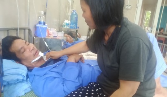 Nỗi xót xa của gia đình nghèo bố chấn thương nặng, con tử vong vì tai nạn giao thông