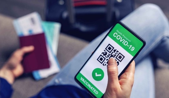 Sáng 17/6: Hơn 36 triệu người Việt đã có hộ chiếu vaccine; biến thể phụ BA.4, BA.5 có thể làm tăng ca mắc COVID-19