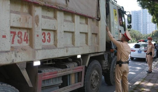 Hơn 2.600 xe vi phạm quá khổ, quá tải bị xử lý trong một tuần