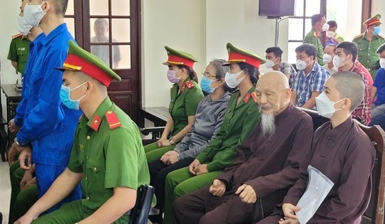 Hoãn phiên xét xử sơ thẩm vụ 'Tịnh thất Bồng Lai'