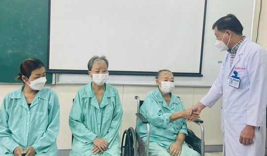 Hà Nội đã ghi nhận bệnh nhân hoại tử xương hàm mặt bất thường sau mắc COVID-19 hay chưa?