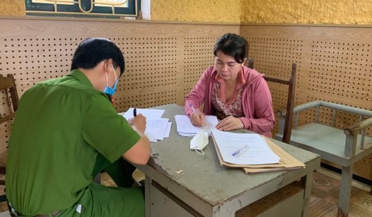 Khởi tố "nữ quái" lừa đảo xin việc chiếm gần 1 tỷ đồng