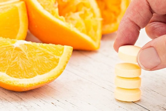 Vitamin C có tốt cho người viêm amidan không?