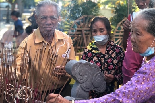 Những hình ảnh xúc động tri ân Ngày Thương binh - Liệt sĩ