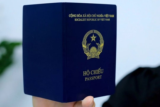 Bộ Công an sẽ nghiên cứu để bổ sung nơi sinh trên hộ chiếu mới