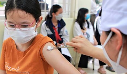 Còn 19 ngày: Năm học mới đến gần, có tỉnh tiêm vaccine COVID-19 cho trẻ từ 5 - dưới 12 tuổi mũi 2 vẫn dưới 14%