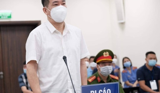 Cựu Trưởng Công an quận Tây Hồ bị tuyên phạt 7 năm 6 tháng tù