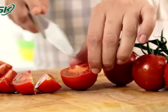 Một số trường hợp cần chú ý khi ăn cà chua