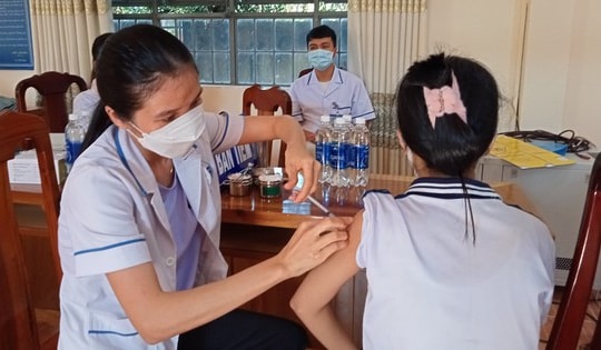 Còn 4 ngày: Nhiều nơi tiêm vaccine COVID-19 cho trẻ từ 5 - dưới 12 tuổi rất chậm, có tỉnh mũi 2 mới đạt 19,5%