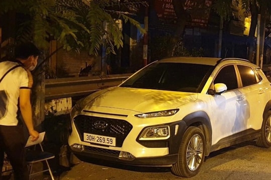 Điều tra vụ tài xế ô tô tông chết một phụ nữ rồi bỏ chạy trong đêm ở Hà Nội