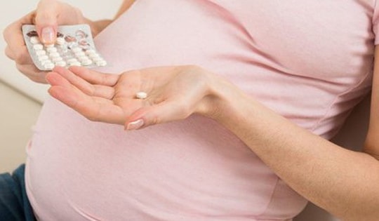 Dược sĩ chỉ cách sử dụng thuốc trị cúm an toàn cho bà bầu