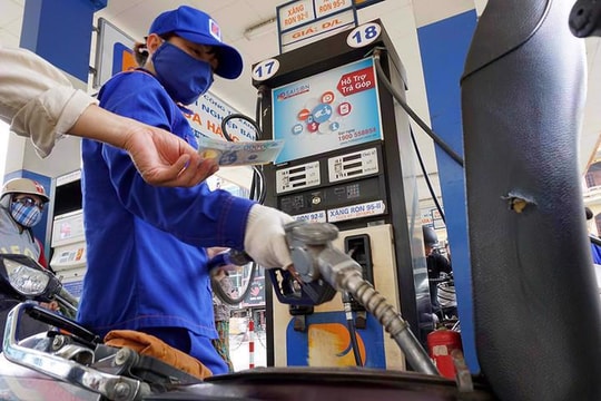 Vì sao cần điều chỉnh giá xăng dầu đúng ngày 1/9?