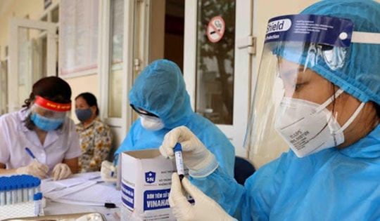 Ngày 13/9: Ca COVID-19 mới tăng vọt lên 3.301, có 2 bệnh nhân tử vong