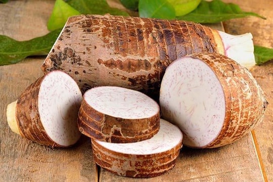 Bài thuốc đơn giản chữa bệnh từ khoai sọ không phải ai cũng biết